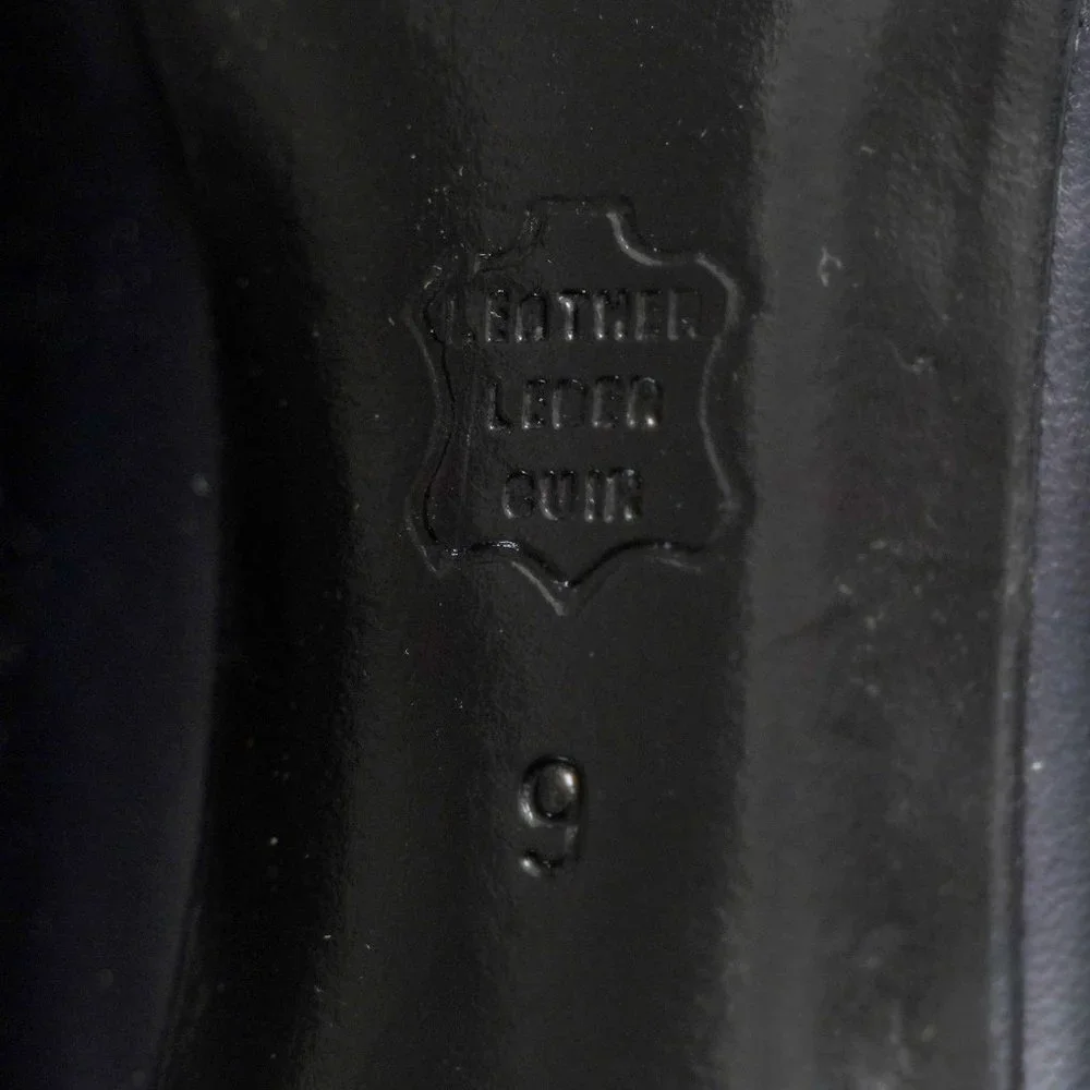 CHARLES JOURDAN Navy All Leather Pumps